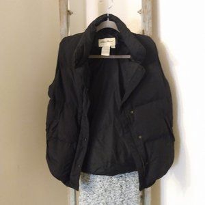 Black Eddie Bauer Puffer Vest